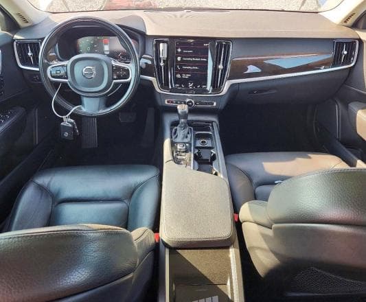 2018 VOLVO S90 T5 MOMENTUM 8