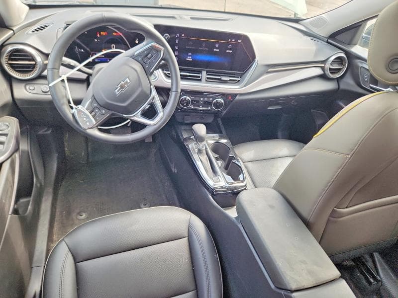 2025 CHEVROLET TRAX ACTIV 8