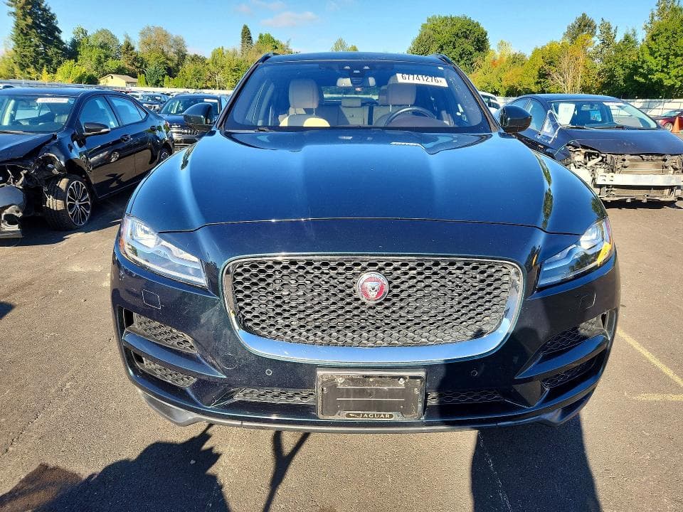 2017 JAGUAR F-PACE PRESTIGE 5
