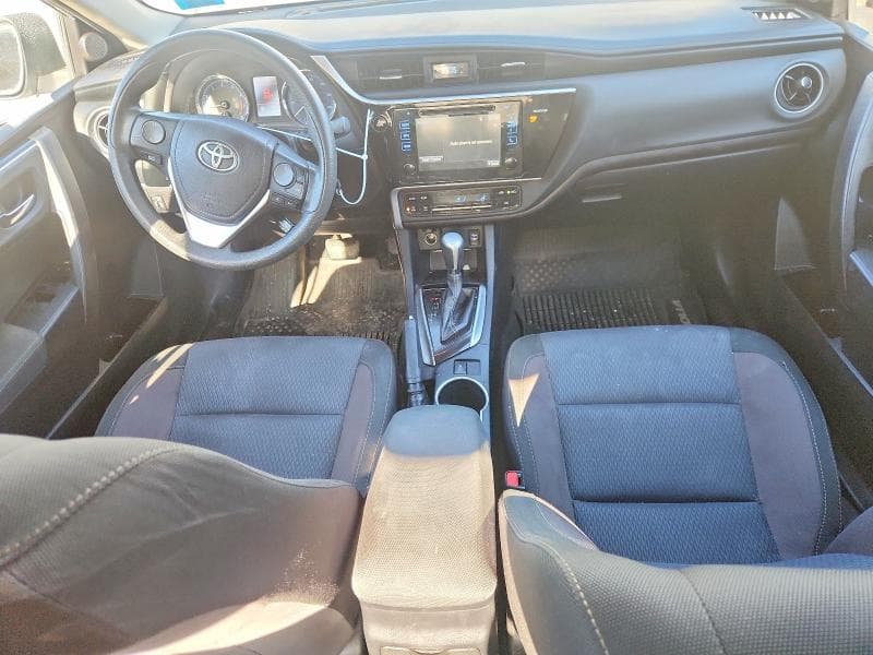 2017 TOYOTA COROLLA LE 8