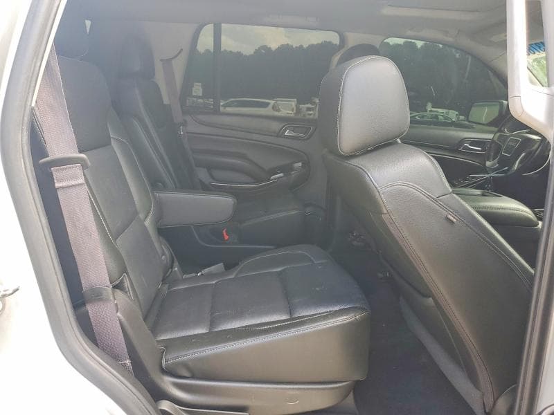 2017 GMC YUKON SLT 11
