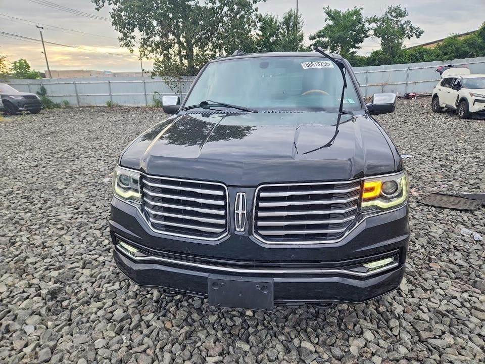 2017 LINCOLN NAVIGATOR SELECT 5