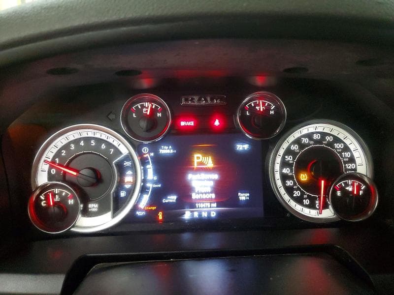 2019 RAM 1500 CLASSIC SLT 9