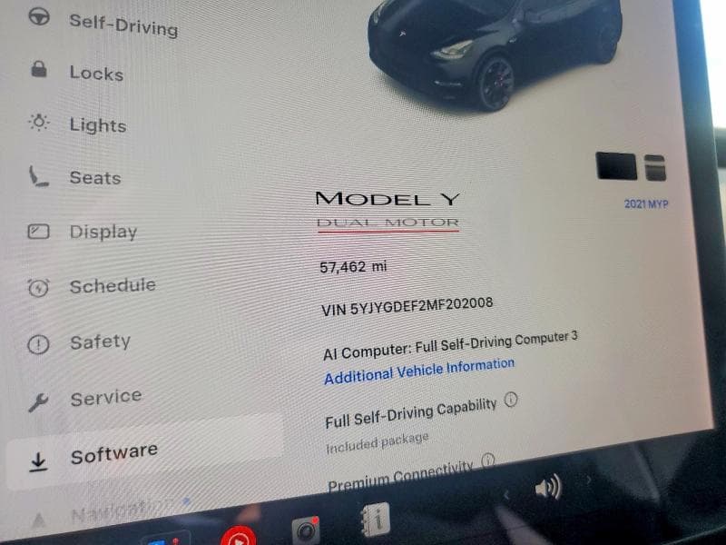 2021 TESLA MODEL Y 9