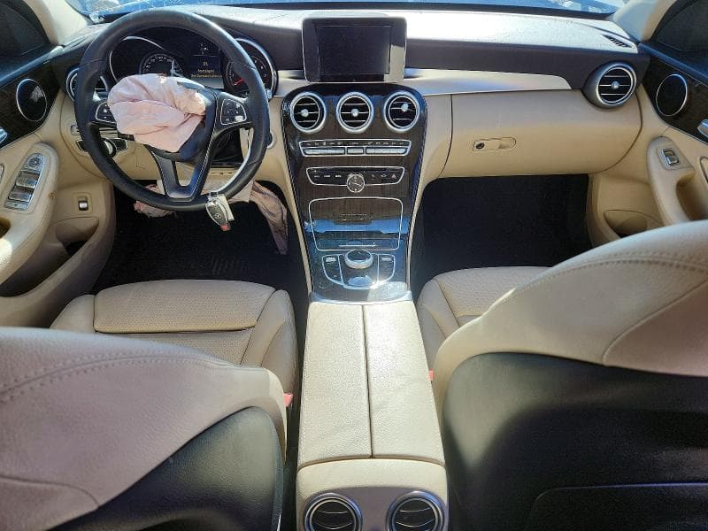 2017 MERCEDES-BENZ C 300 8