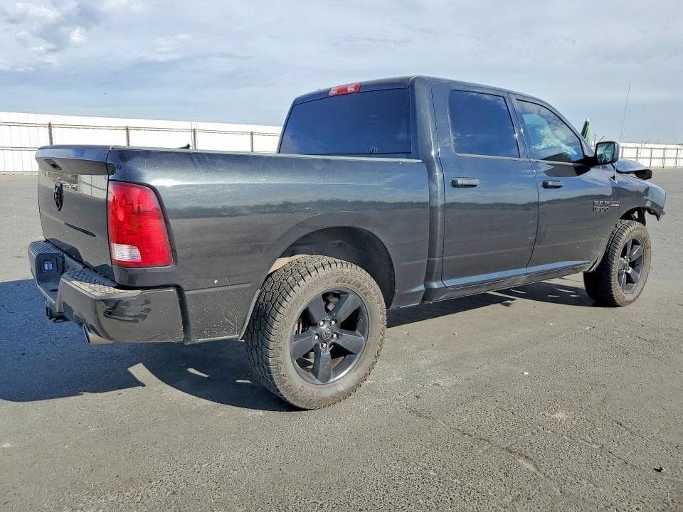 2017 RAM 1500 ST 3
