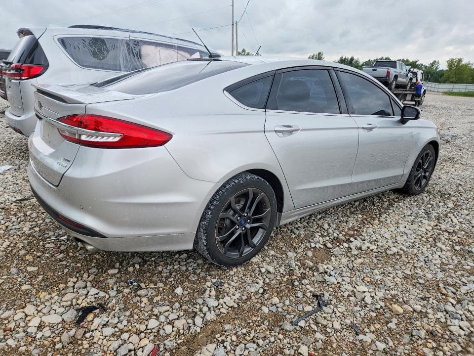 2018 FORD FUSION SE 3