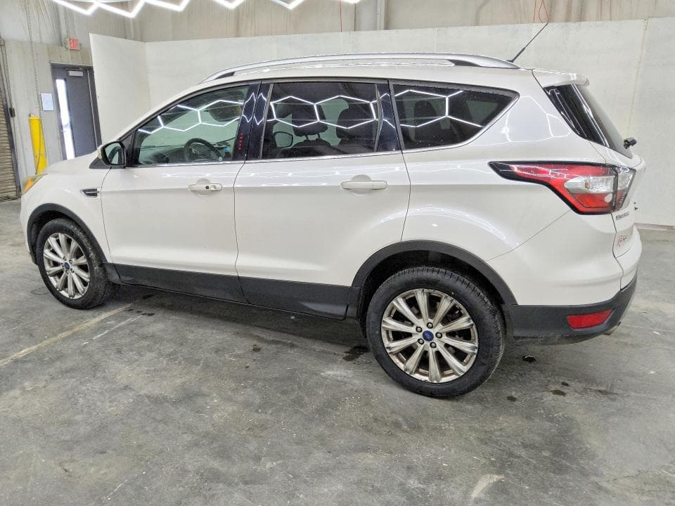 2017 FORD ESCAPE TITANIUM 2