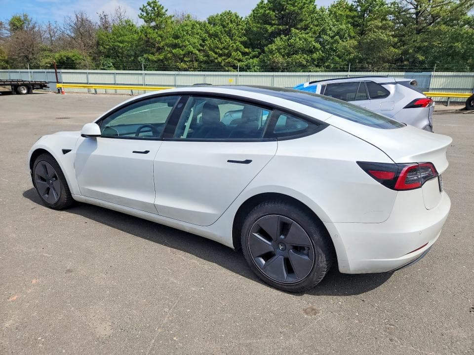 2021 TESLA MODEL 3 2