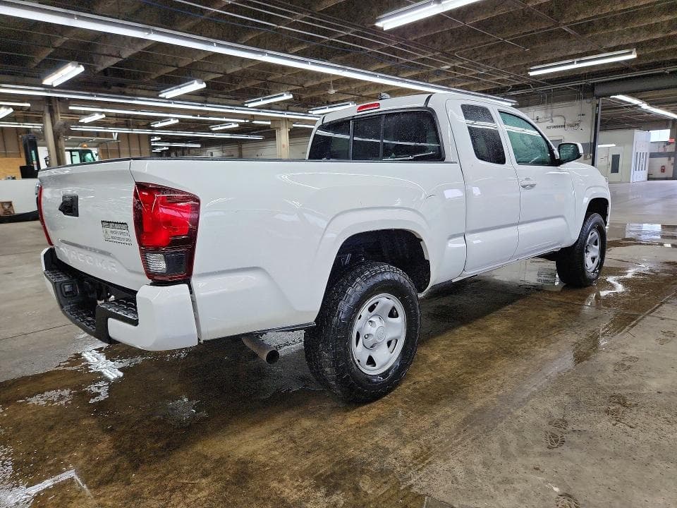 2023 TOYOTA TACOMA SR 3