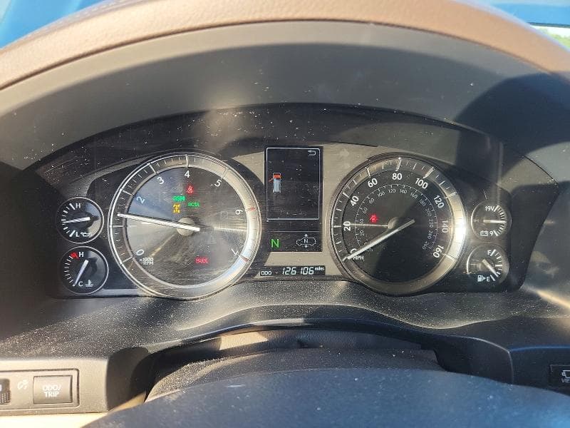 2017 LEXUS LX 570 9
