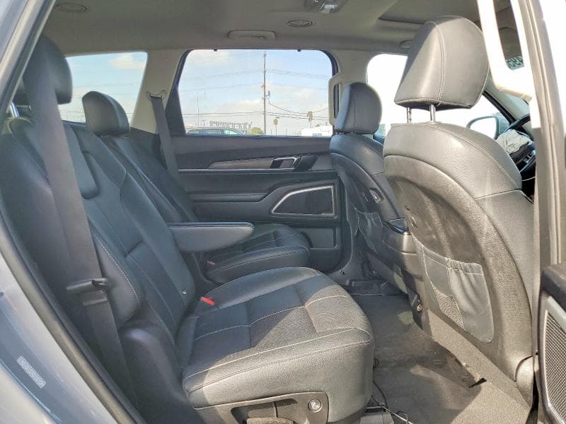 2022 KIA TELLURIDE EX 11