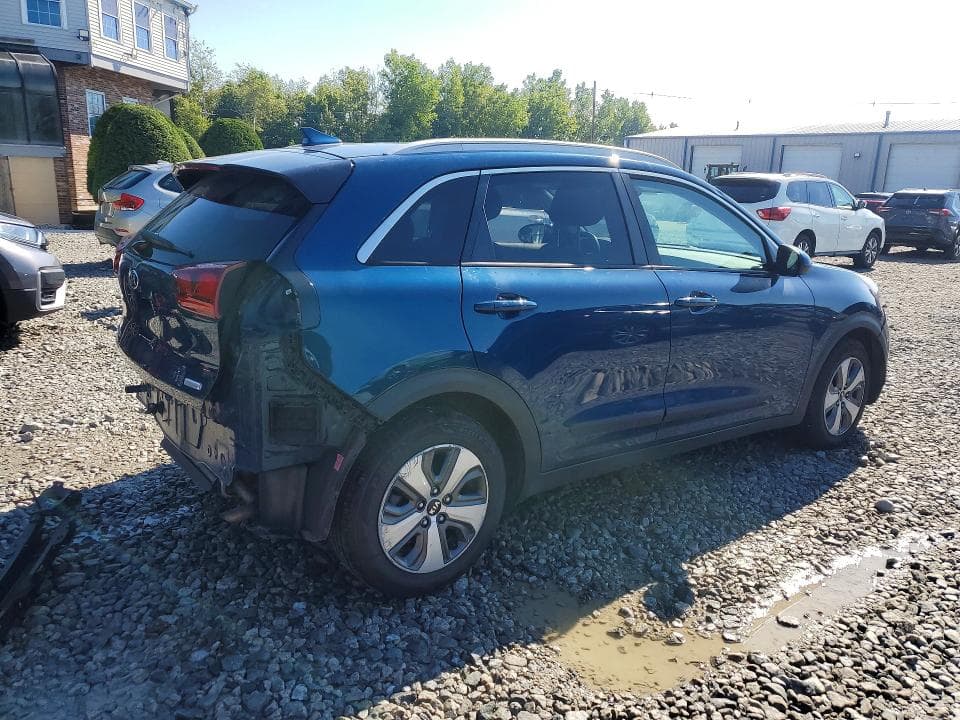 2021 KIA NIRO LX 3
