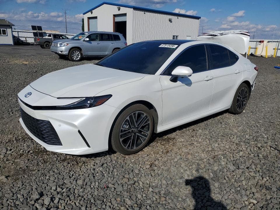 2026 TOYOTA CAMRY XLE - 1