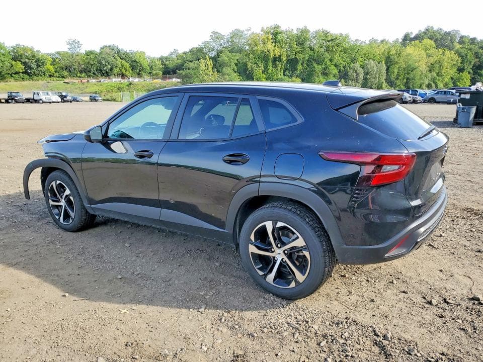 2024 CHEVROLET TRAX 1RS 2