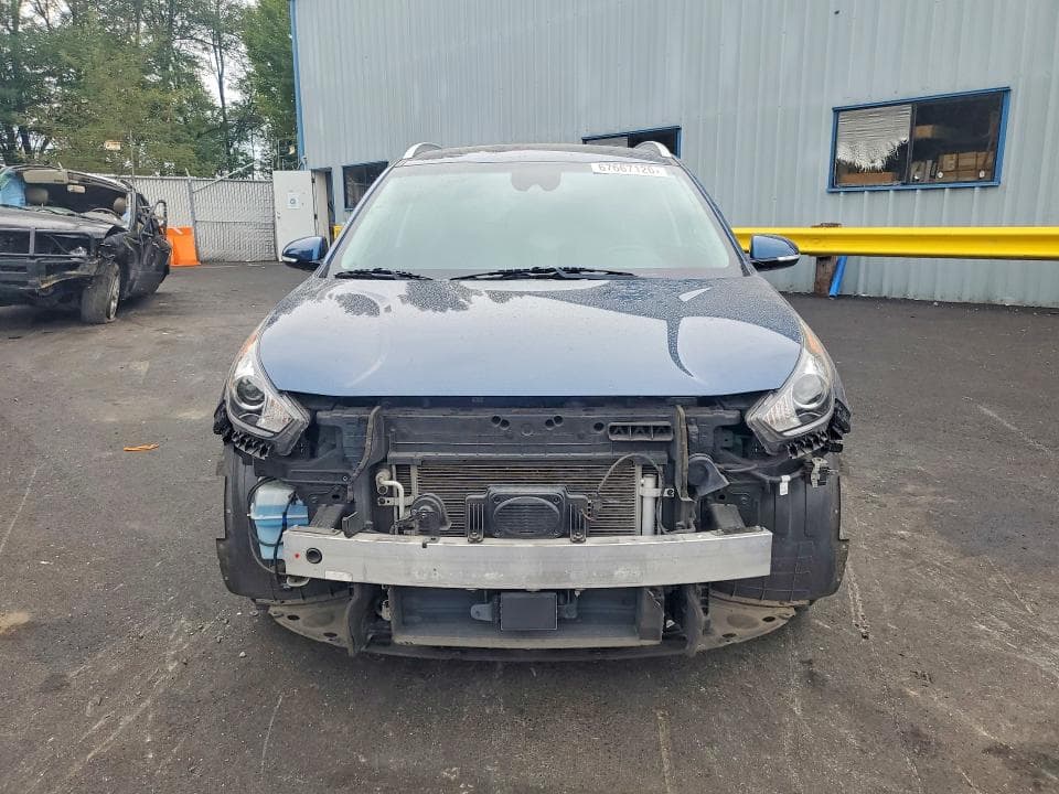 2018 KIA NIRO EX 5
