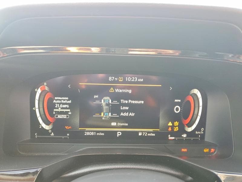 2023 NISSAN PATHFINDER PLATINUM 9