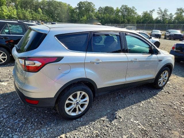 2017 FORD ESCAPE SE 3