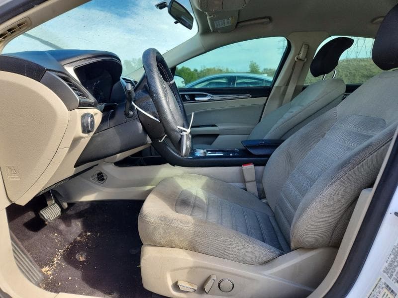2017 FORD FUSION SE 7