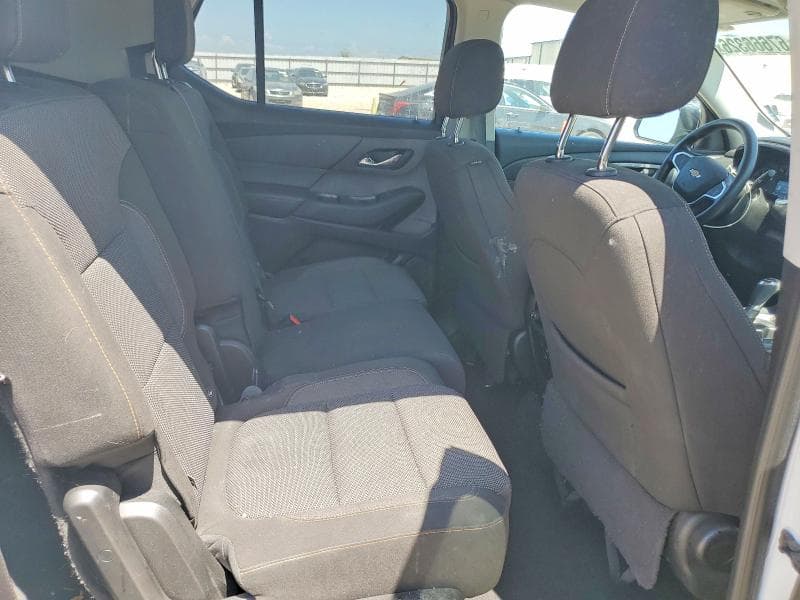 2018 CHEVROLET TRAVERSE LS 11