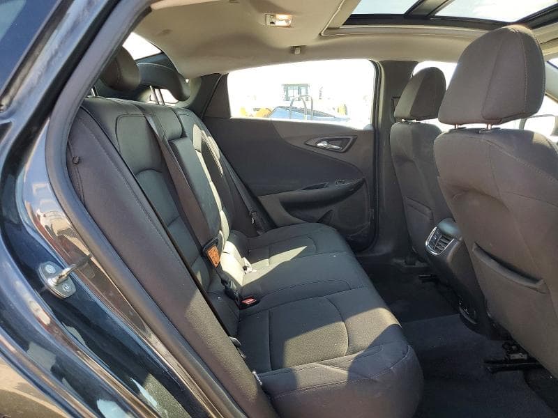 2017 CHEVROLET MALIBU LT 10