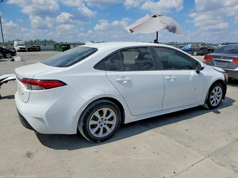 2023 TOYOTA COROLLA LE 3
