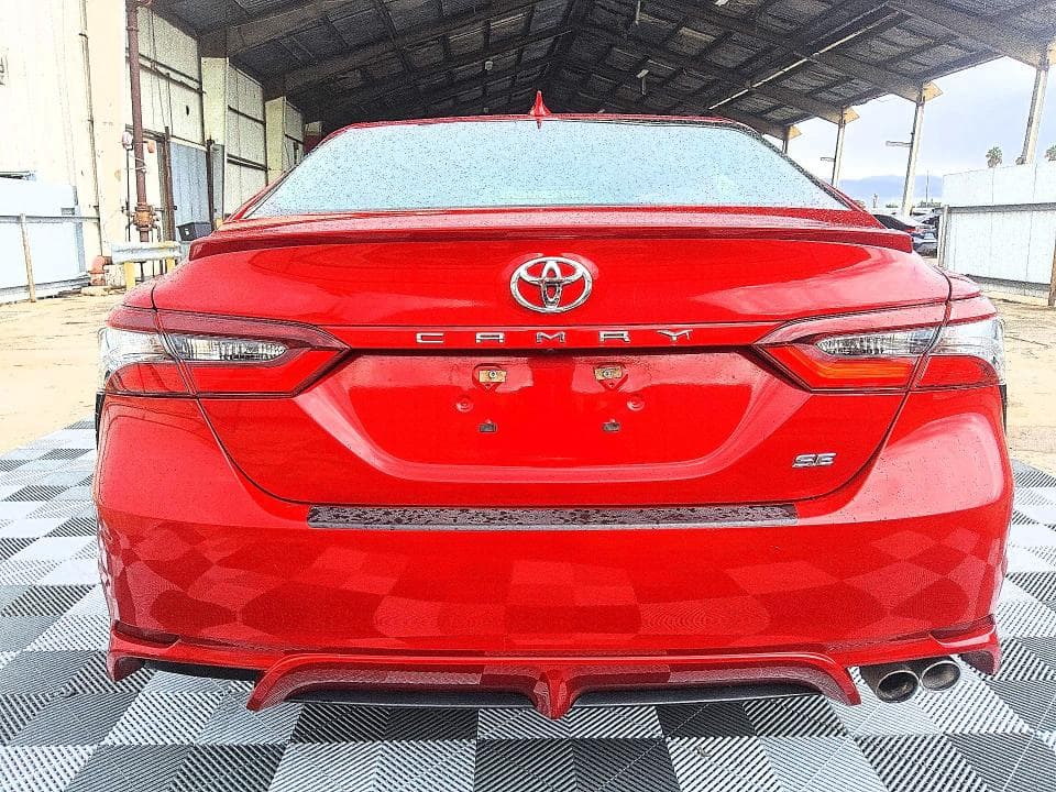 2022 TOYOTA CAMRY SE 6