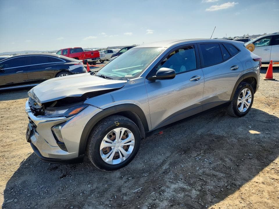 2024 CHEVROLET TRAX LS - 1