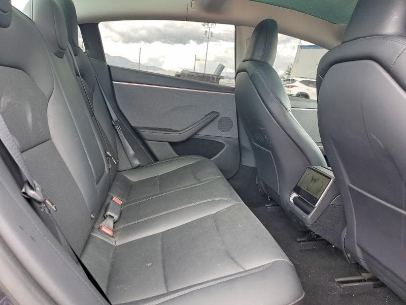 2025 TESLA MODEL 3 10