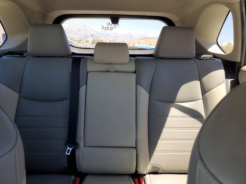 2020 TOYOTA RAV4 LIMITED 10