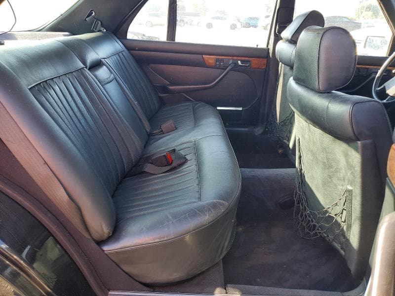 1983 MERCEDES-BENZ 380 SEL 10