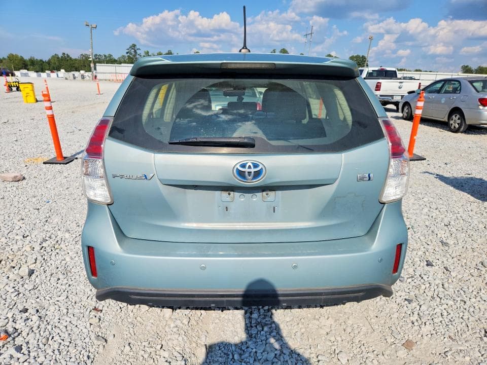 2017 TOYOTA PRIUS V FIVE 6