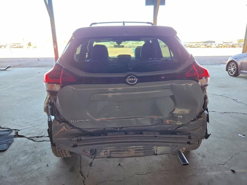 2024 NISSAN KICKS SR 6