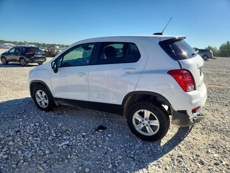 2020 CHEVROLET TRAX LS 2
