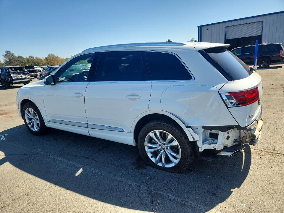 2017 AUDI Q7 PREMIUM 2