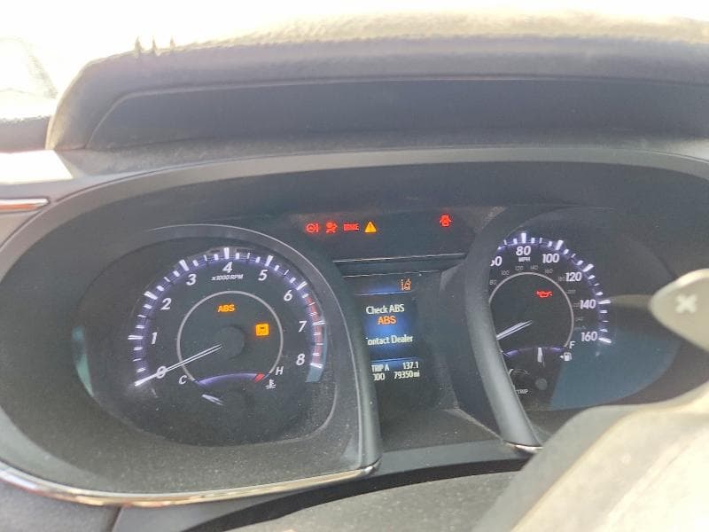 2017 TOYOTA AVALON XLE 9