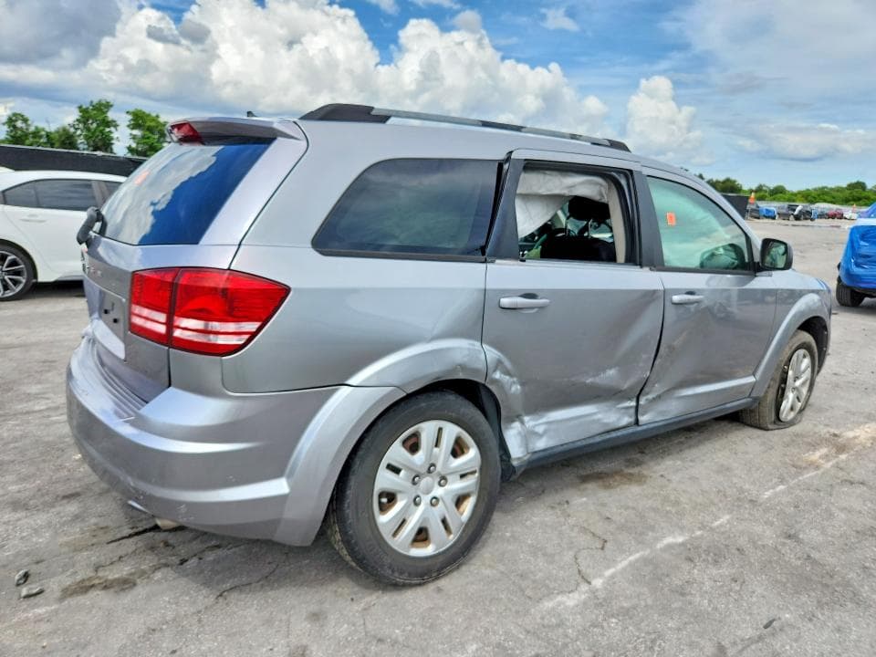 2019 DODGE JOURNEY SE 3