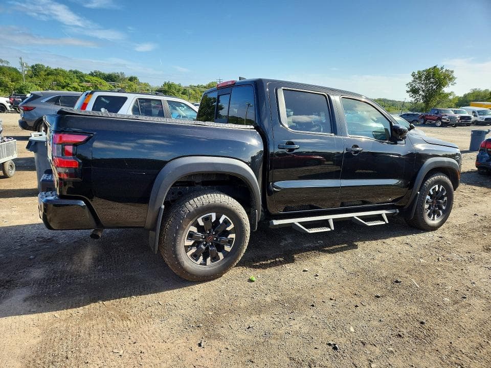 2022 NISSAN FRONTIER PRO-4X 3