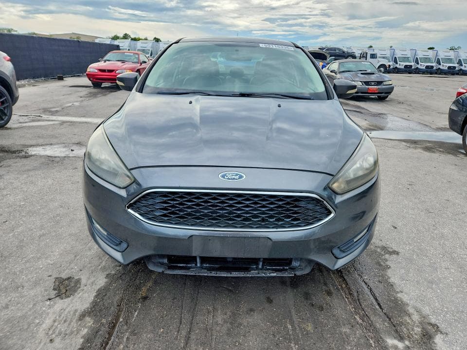2017 FORD FOCUS SEL 5
