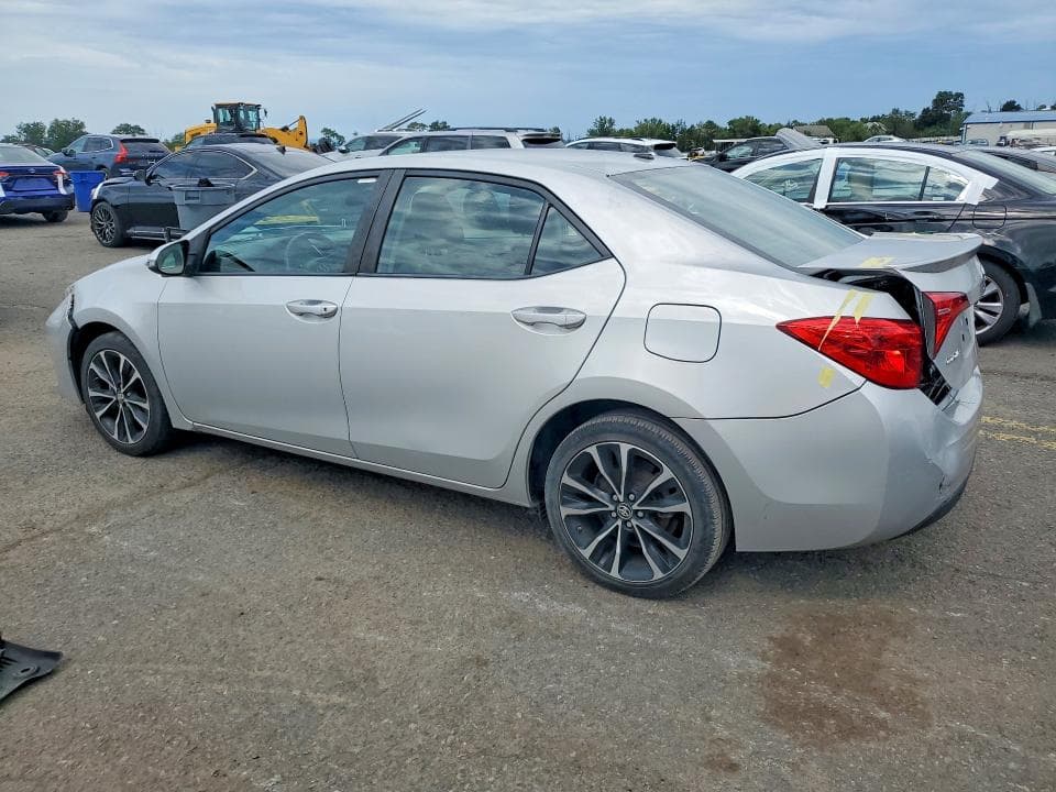 2019 TOYOTA COROLLA XSE 2