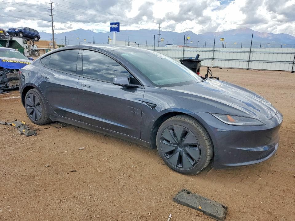 2025 TESLA MODEL 3 4