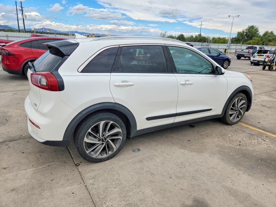 2017 KIA NIRO EX TOURING 3
