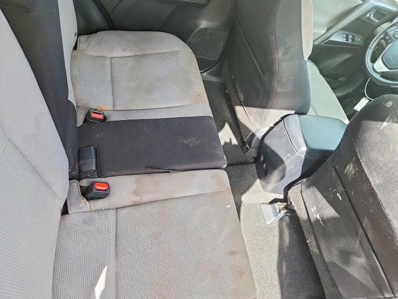 2017 TOYOTA RAV4 XLE 11