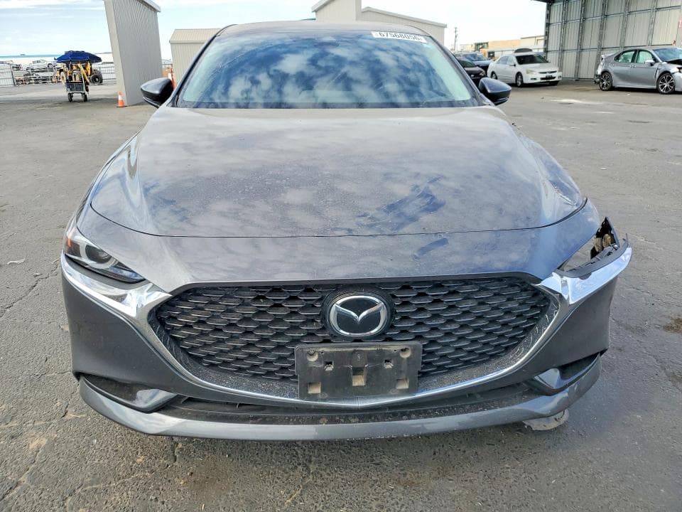 2021 MAZDA 3 PREMIUM 5