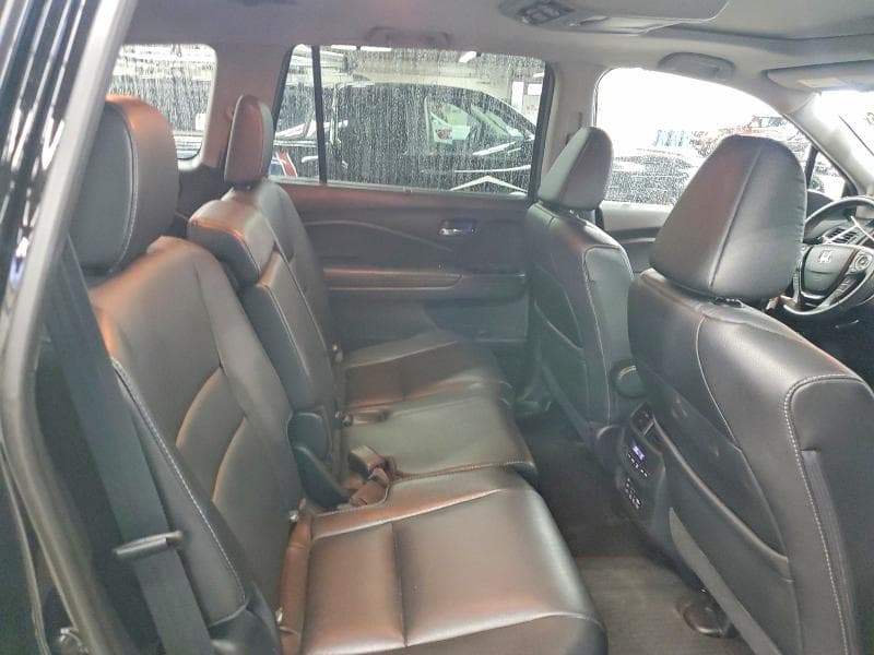 2017 HONDA PILOT TOURING 11