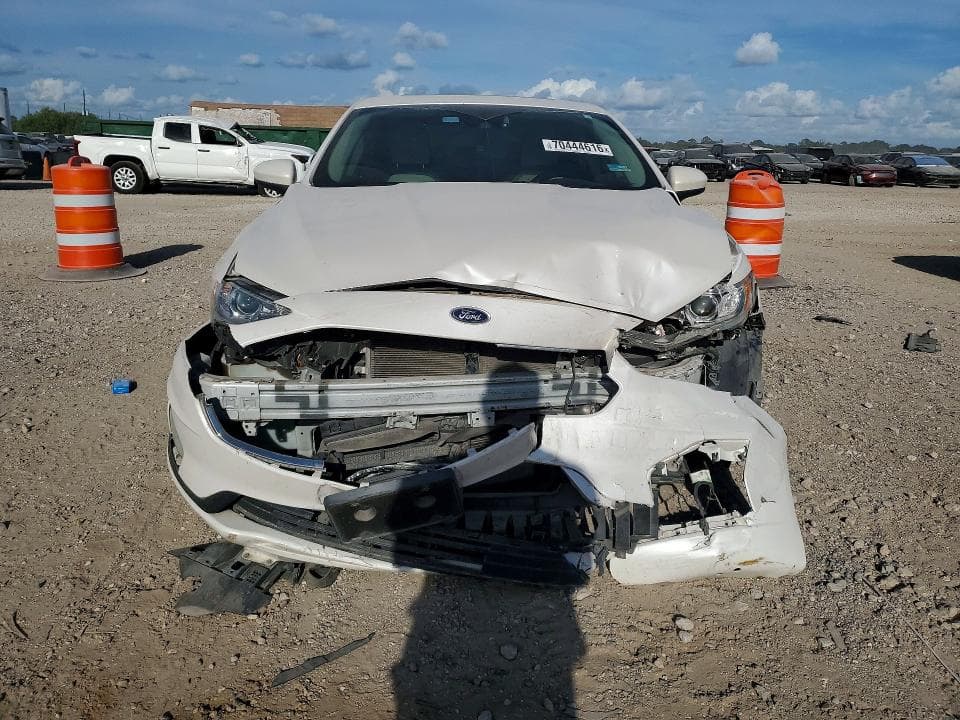 2019 FORD FUSION SE 5