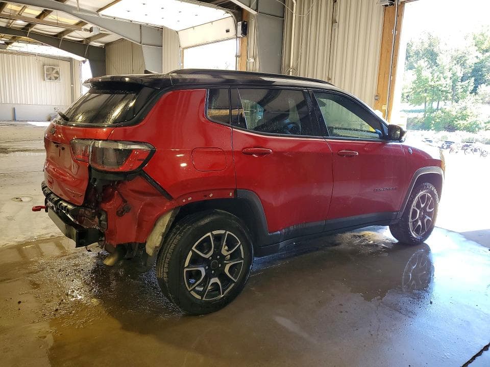 2025 JEEP COMPASS TRAILHAWK 3