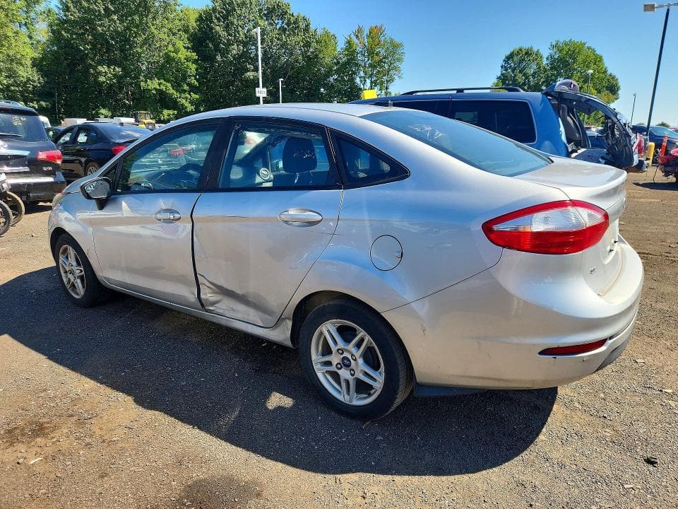 2018 FORD FIESTA SE 2