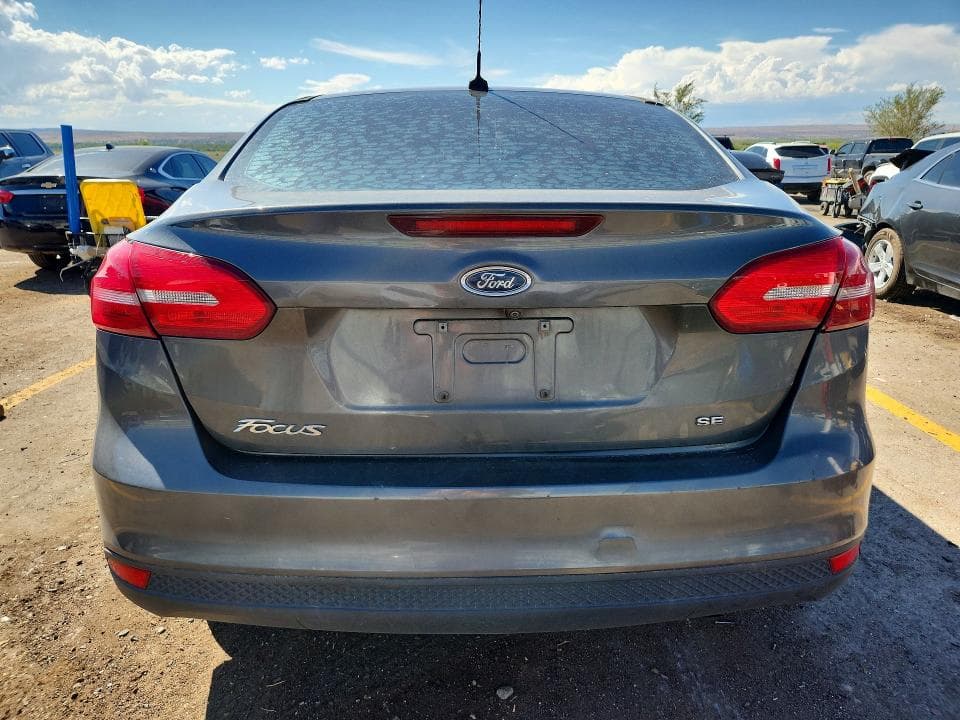 2017 FORD FOCUS SE 6