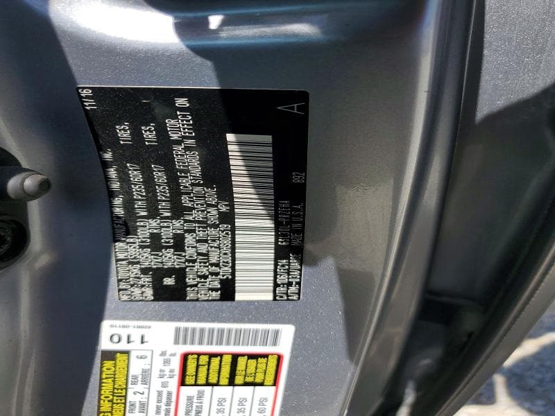 2017 TOYOTA SIENNA LE 13